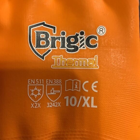 Brigic waterproof safety work gloves. New in box only open for photos - Picture 6 of 7